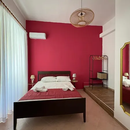 ベッド・アンド・ブレックファスト Tonic