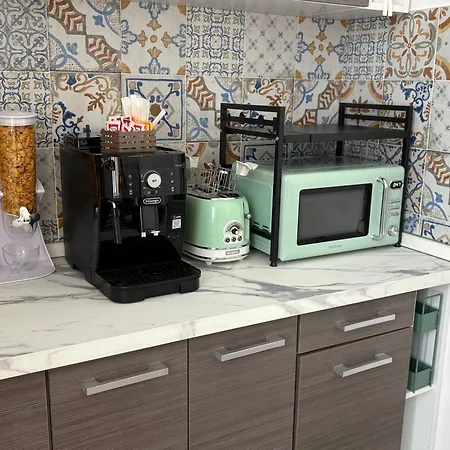 Tonic Bed and Breakfast 3*