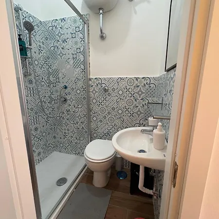 Tonic 3* Νάπολη