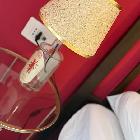 Oda ve Kahvaltı Tonic